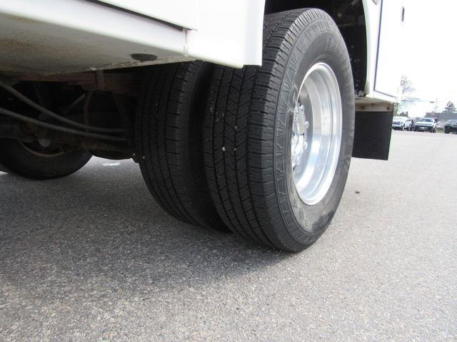 Used 2018 Ford F350 XL w/ Power Equipment Group image 10