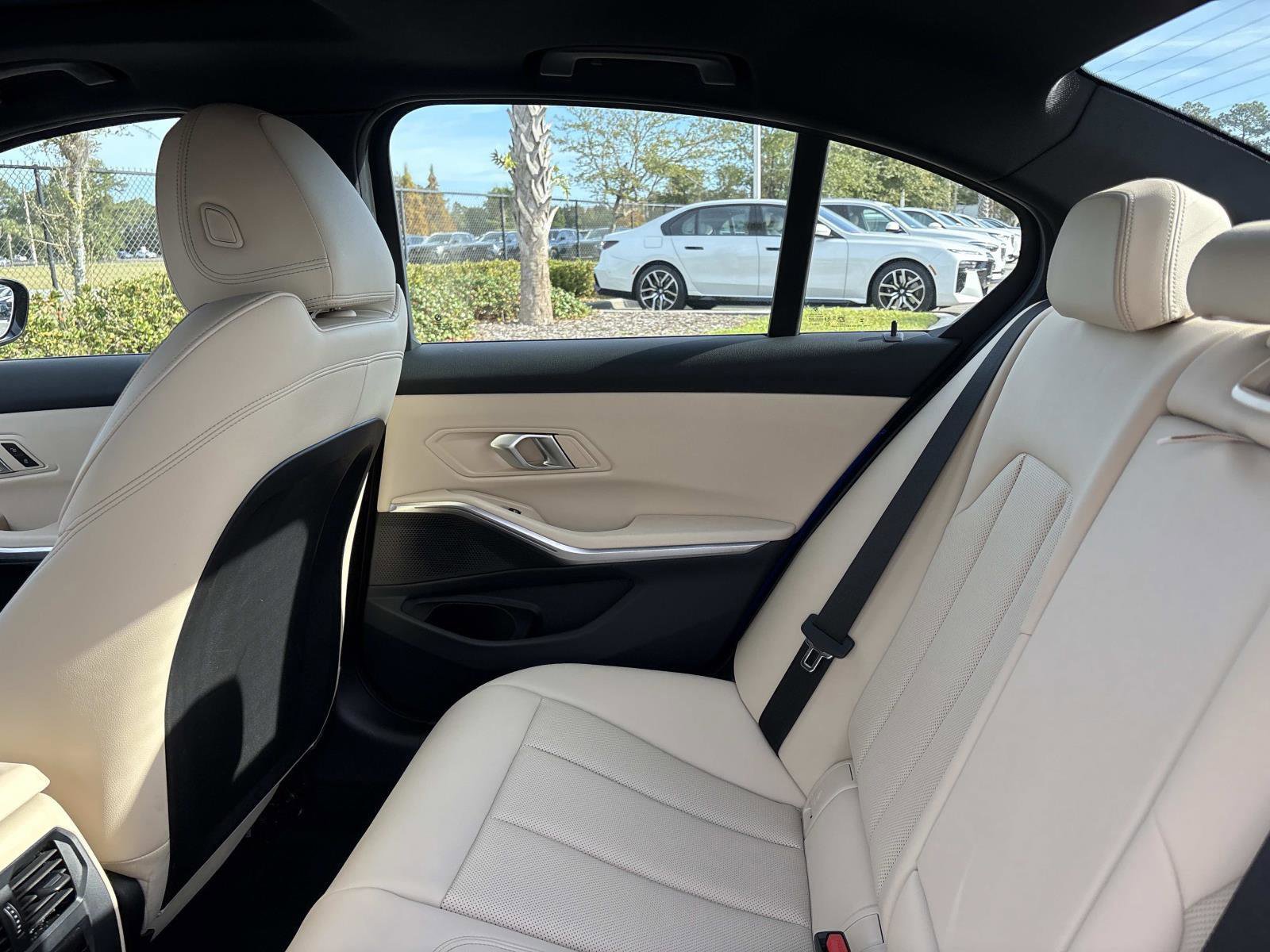 Certified 2025 BMW 330i xDrive Sedan w/ M Sport Package image 15