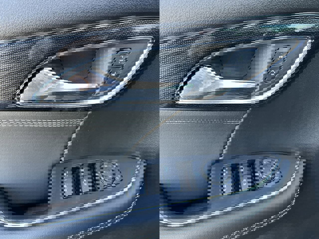 Used 2023 Buick Envision Preferred image 15