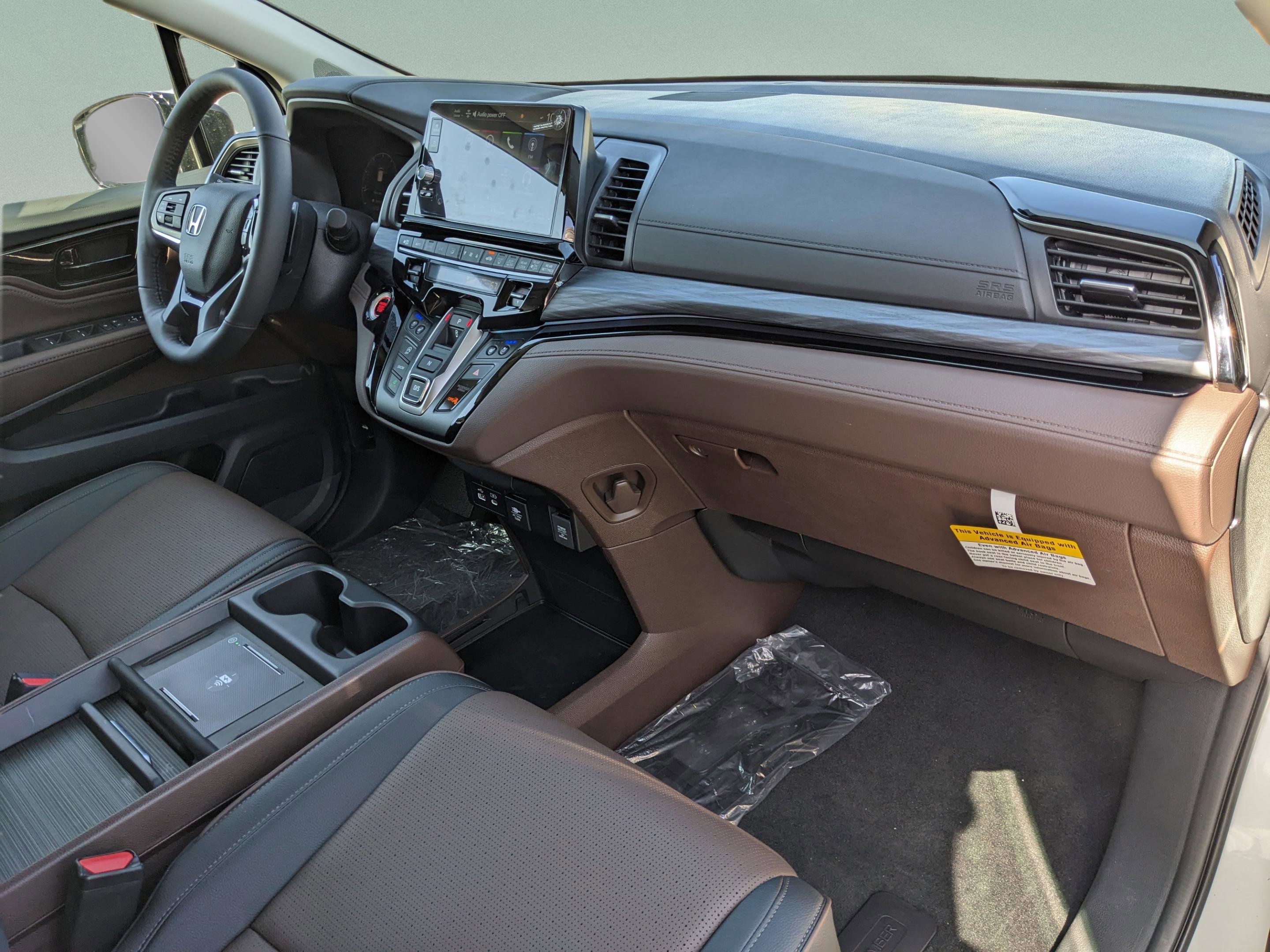 New 2026 Honda Odyssey Elite image 13
