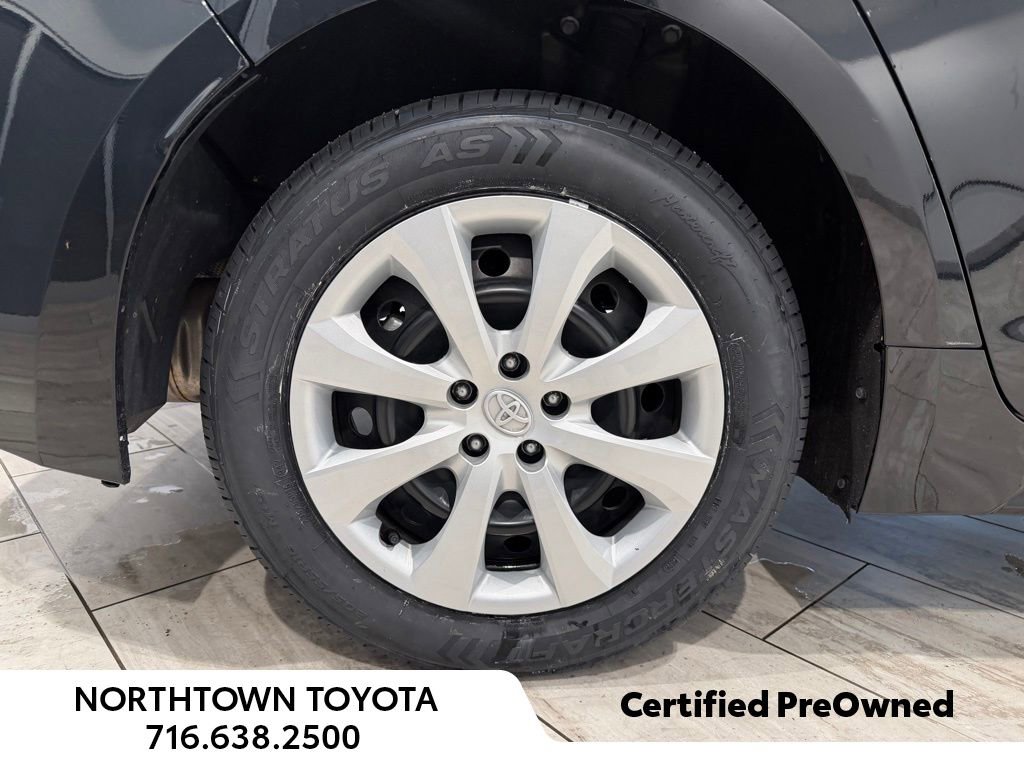 Used 2024 Toyota Corolla LE FWD image 13