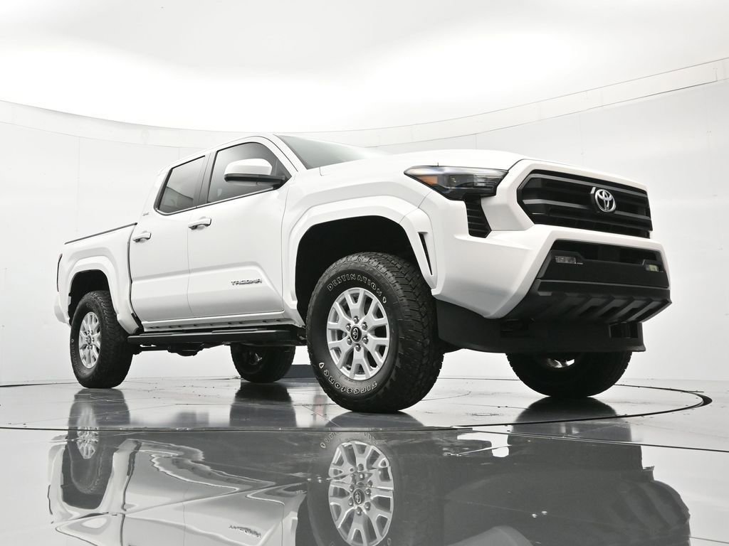 Used 2024 Toyota Tacoma SR5 image 39