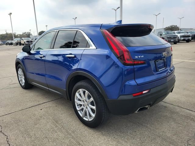 Used 2021 Cadillac XT4 Luxury w/ Cold Weather Package image 17