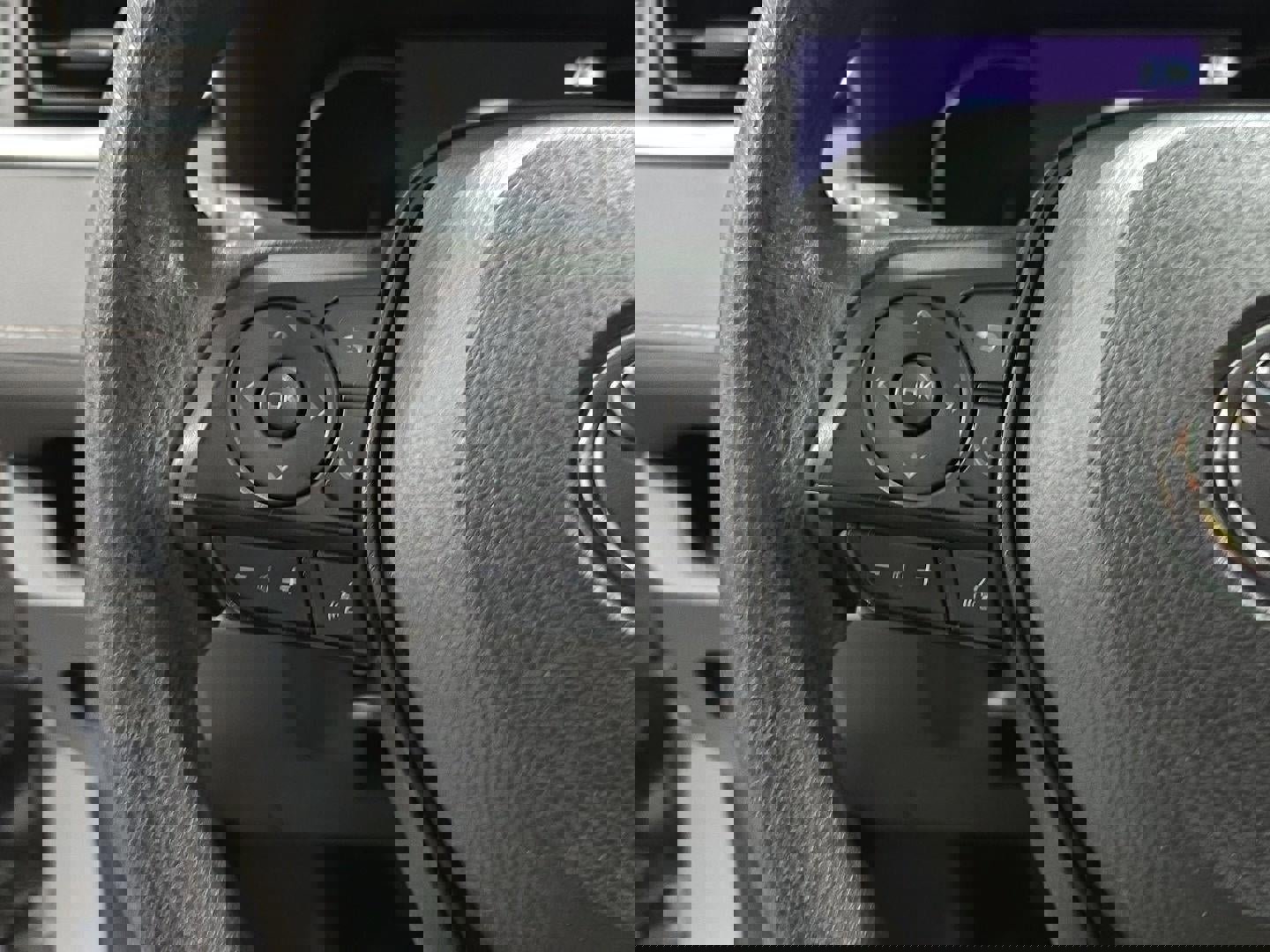 Used 2024 Toyota RAV4 LE image 12