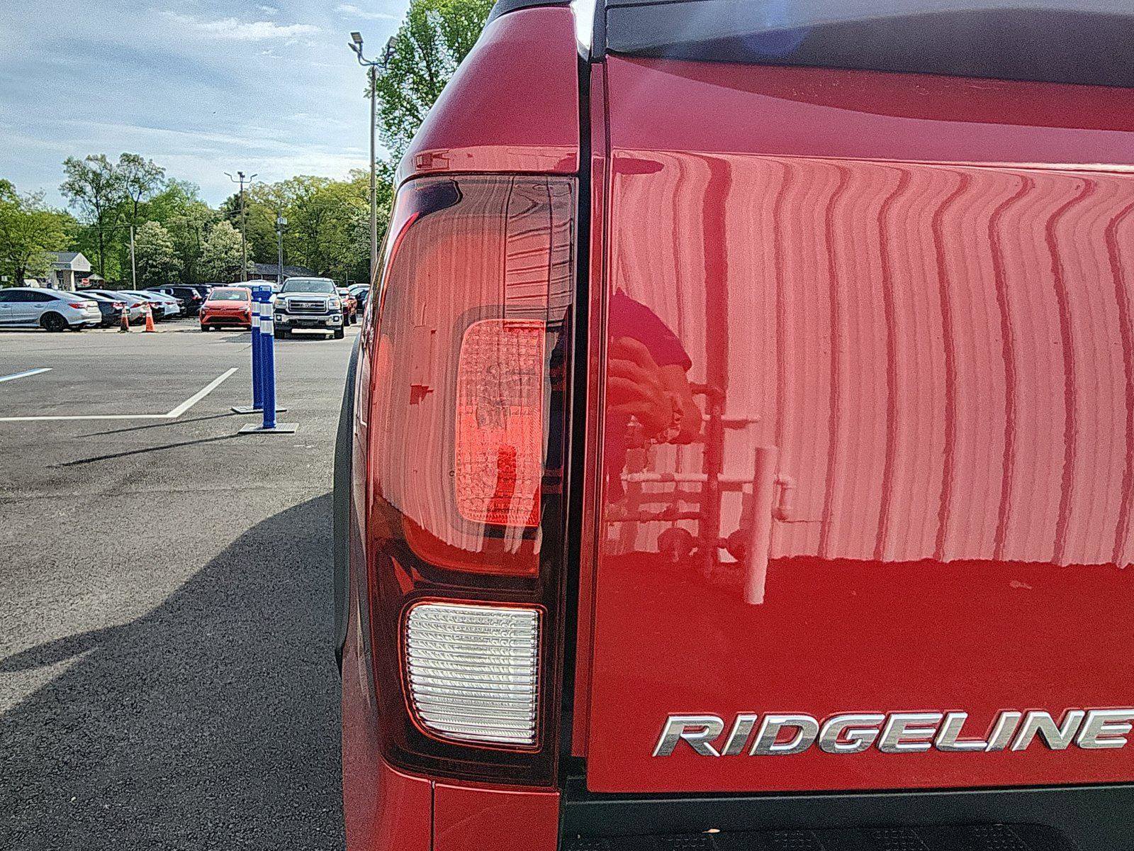 Used 2021 Honda Ridgeline Sport image 13