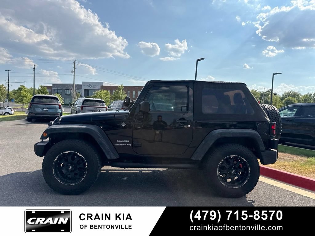 Used 2012 Jeep Wrangler Sport AWD/4WD image 3