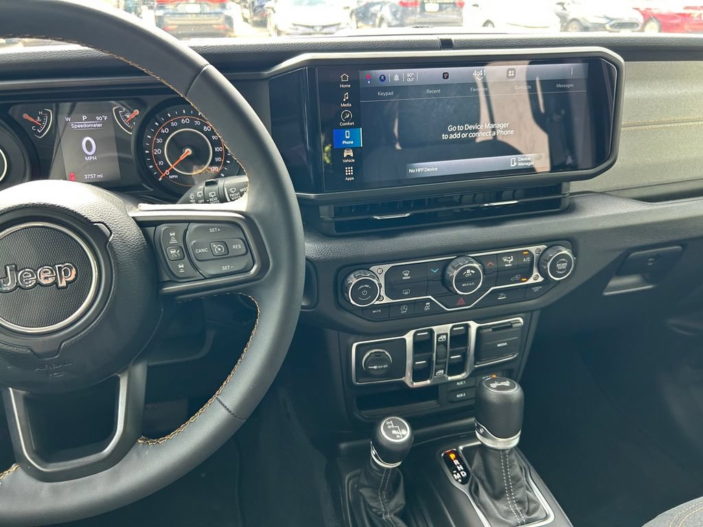 Used 2024 Jeep Wrangler Unlimited Sport AWD/4WD image 17