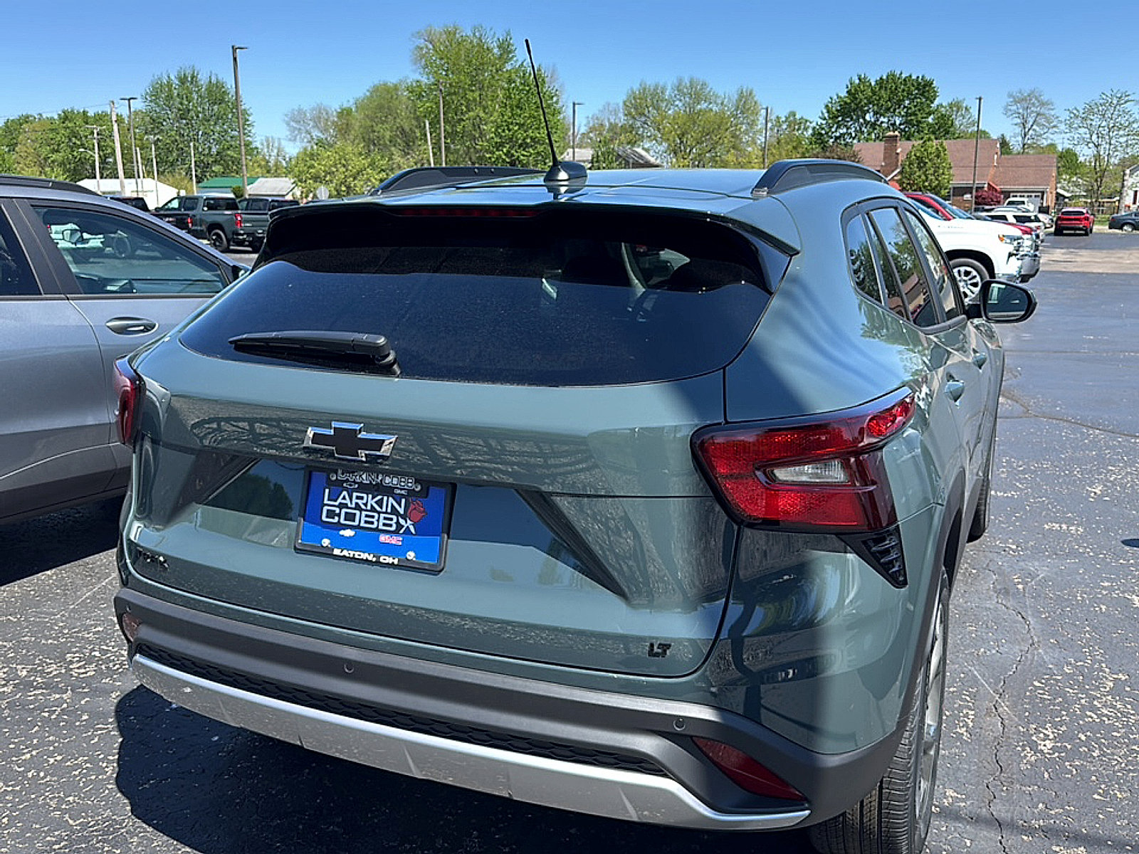 New 2026 Chevrolet Trax LT w/ Driver Confidence Package FWD image 5