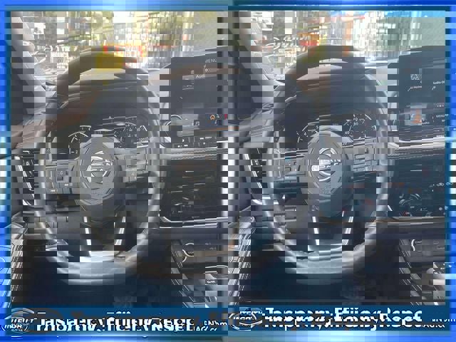 Used 2023 Nissan Rogue SL w/ SL Premium Package AWD/4WD image 14