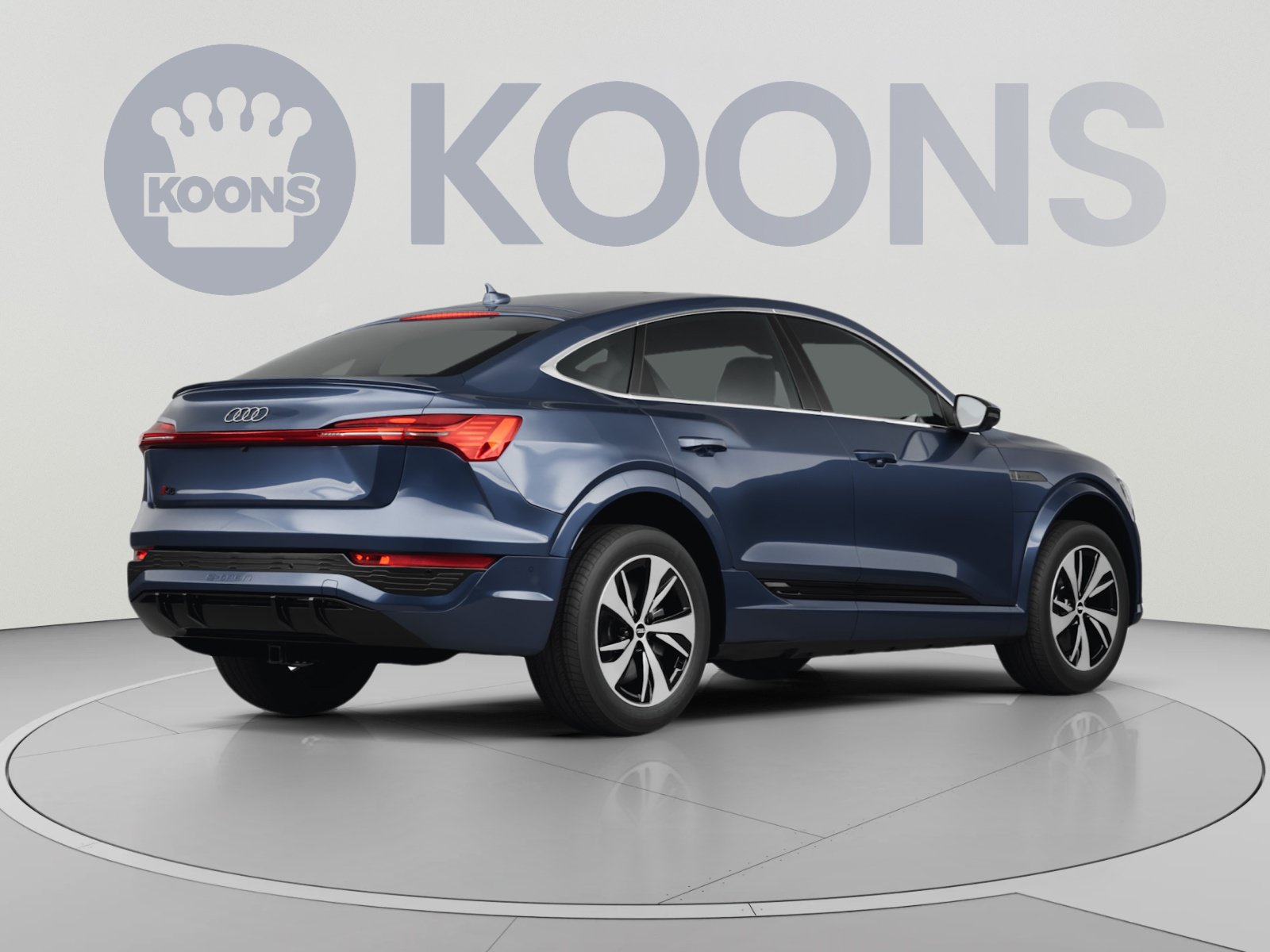 Used 2024 Audi Q8 e-tron Prestige AWD/4WD image 4