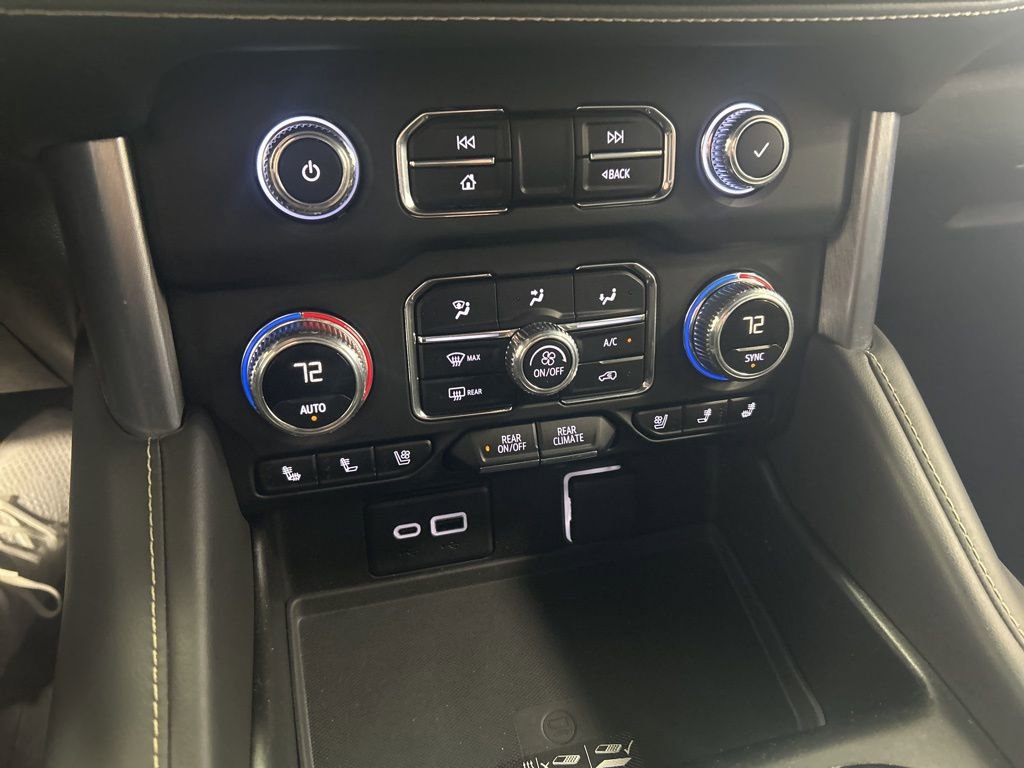 Used 2023 GMC Yukon XL SLT w/ SLT Luxury Package AWD/4WD image 22
