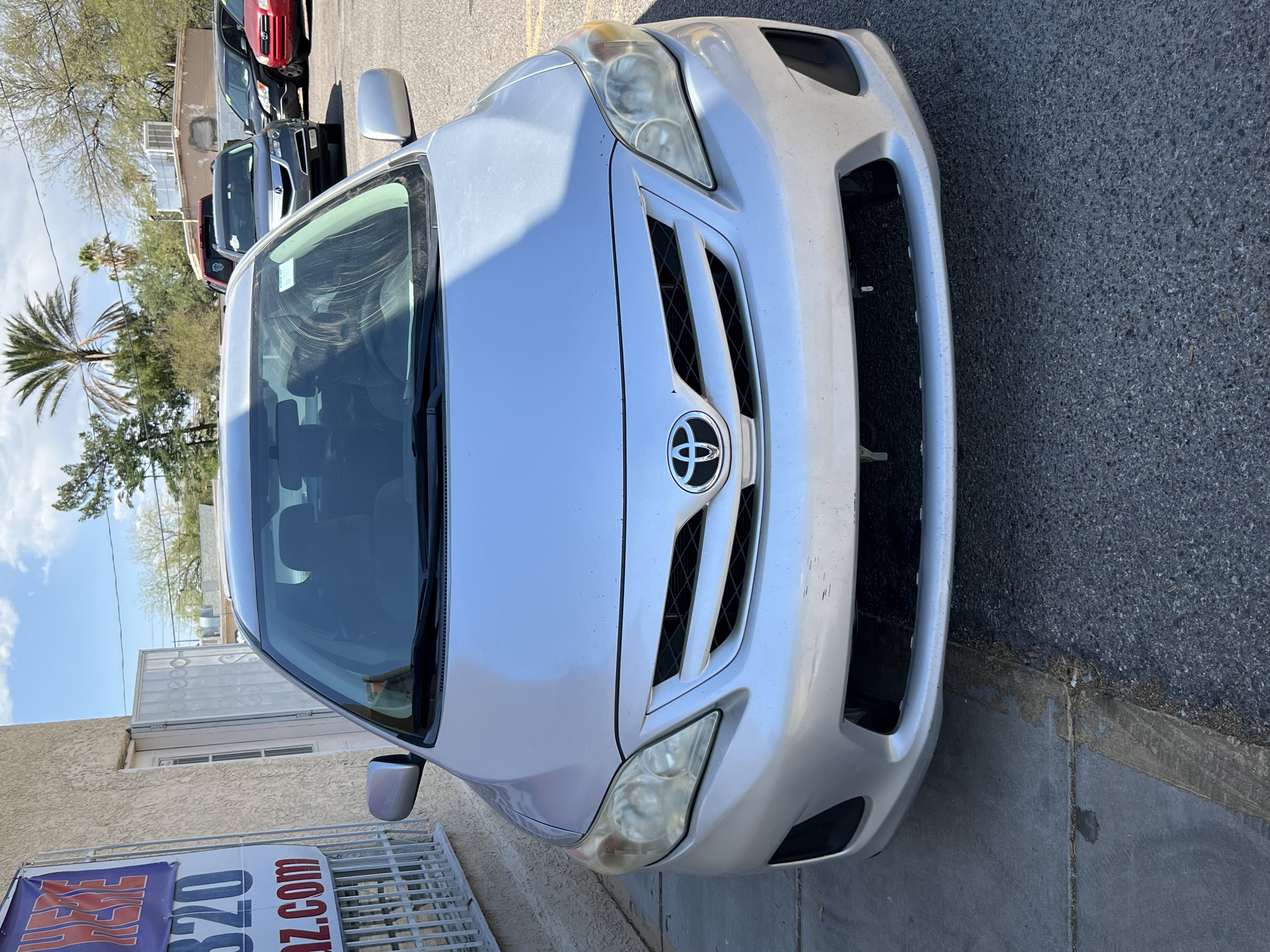 Used 2011 Toyota Corolla LE image 2