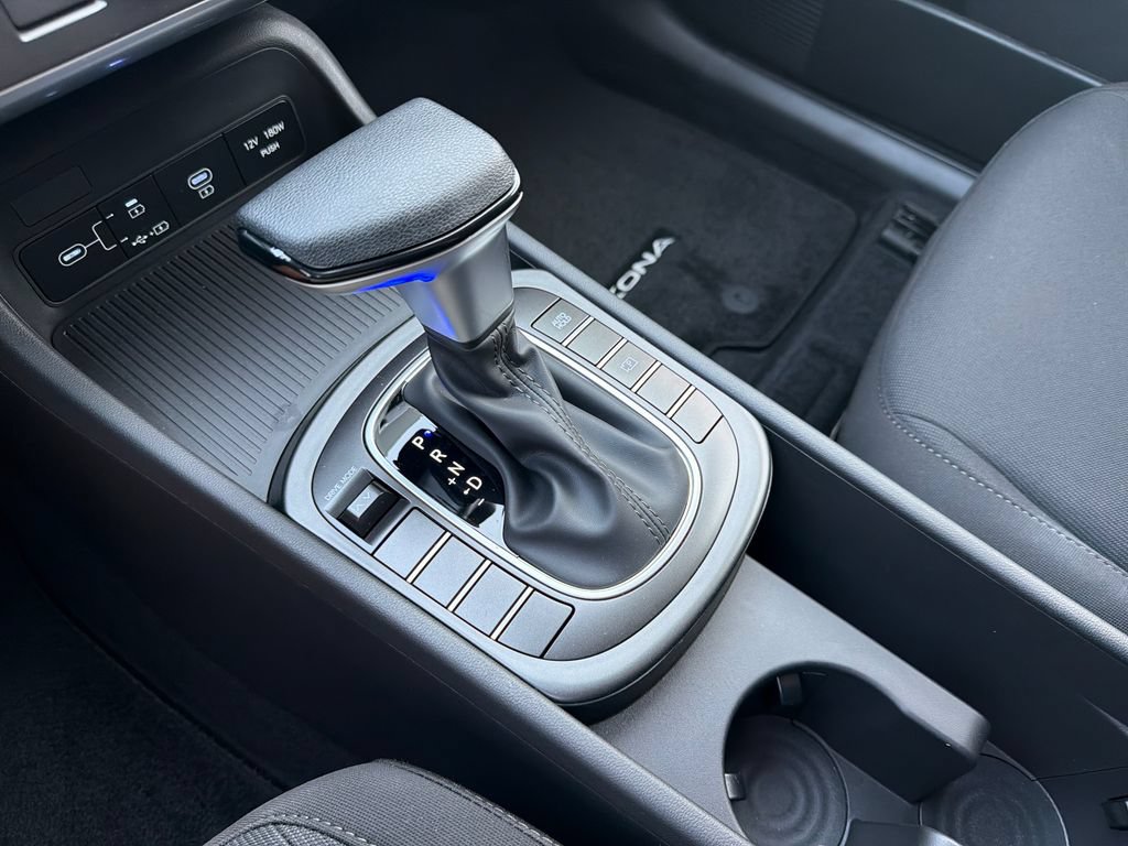 New 2026 Hyundai Kona SE FWD image 32