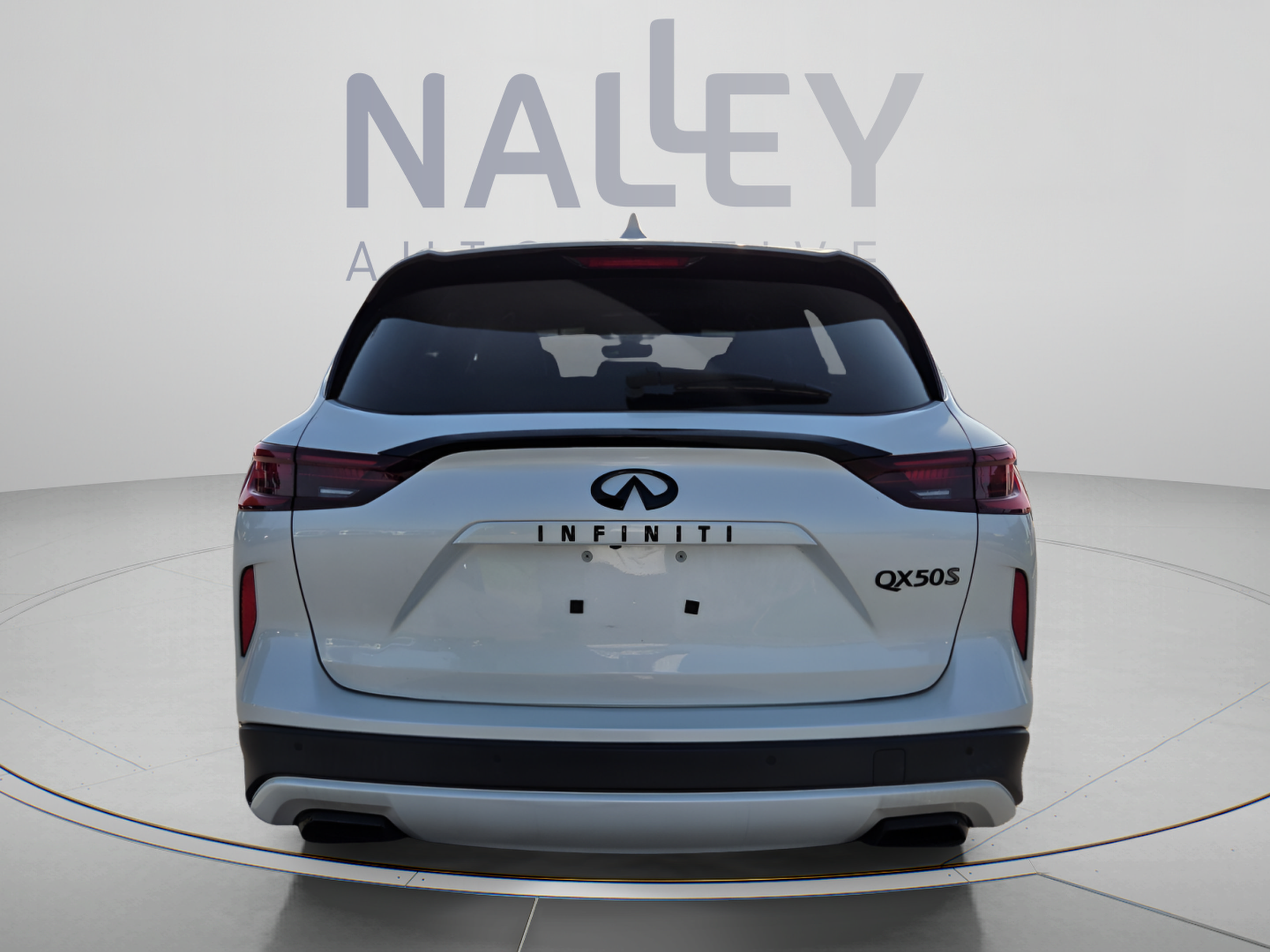 Used 2023 INFINITI QX50 Sport FWD image 4