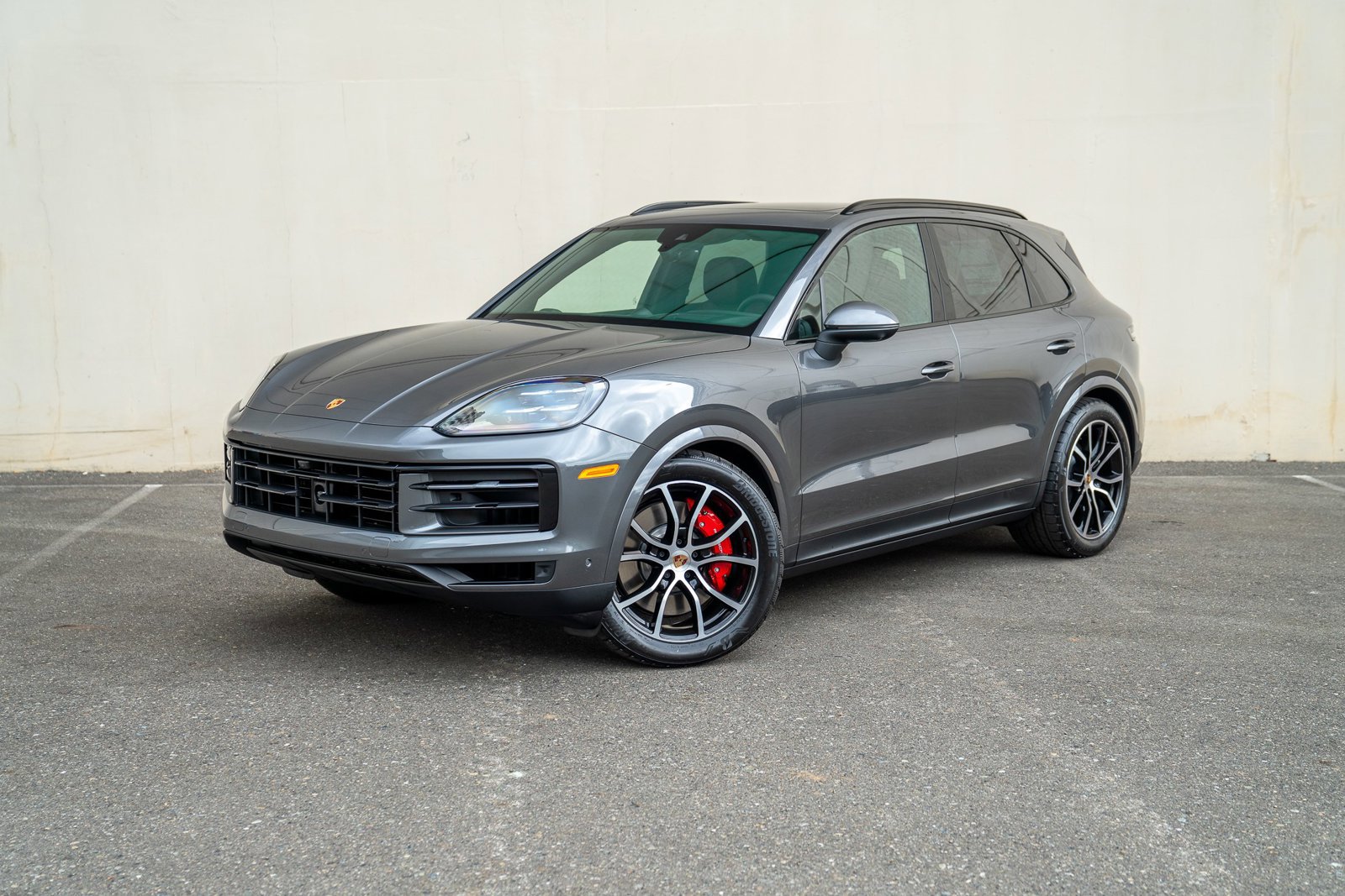 New 2025 Porsche Cayenne S
