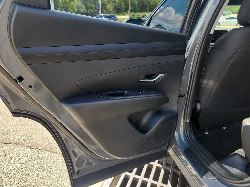Used 2026 Hyundai Tucson SE AWD/4WD image 15