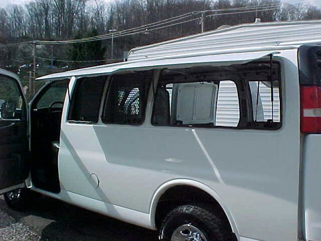 Used 2013 Chevrolet Express 3500 w/ Express Access Plus Package image 5