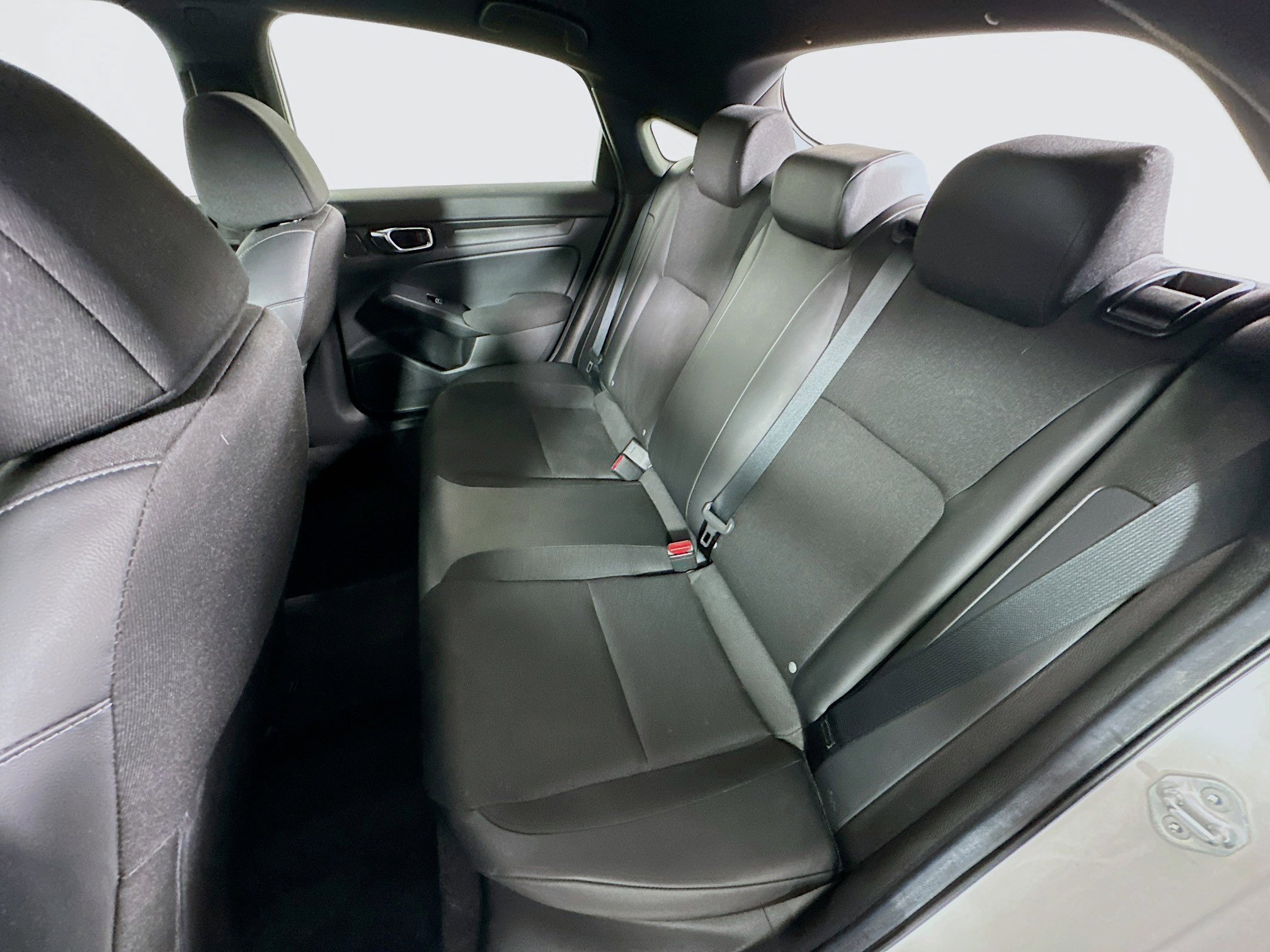 Used 2025 Honda Civic Sport image 25
