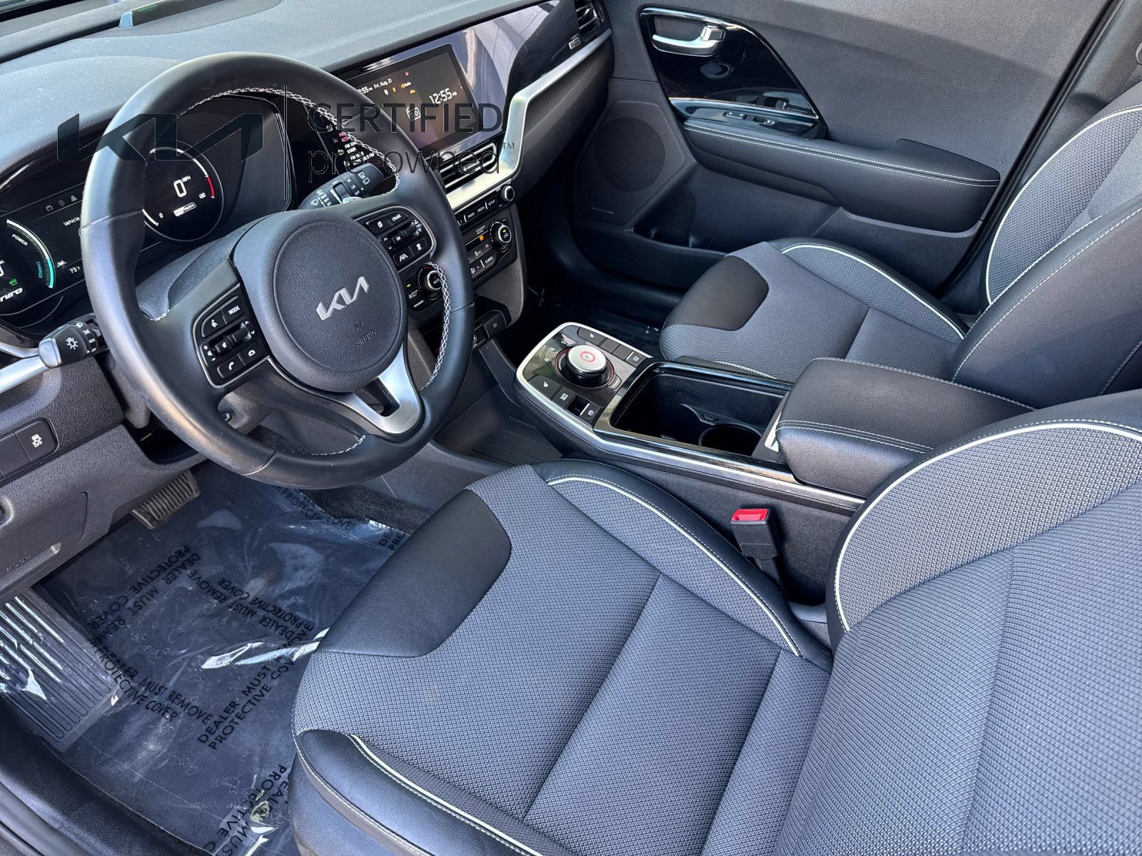 Certified 2022 Kia Niro EX FWD image 11