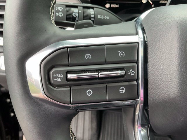 Used 2025 GMC Acadia Denali w/ Super Cruise Package FWD image 34