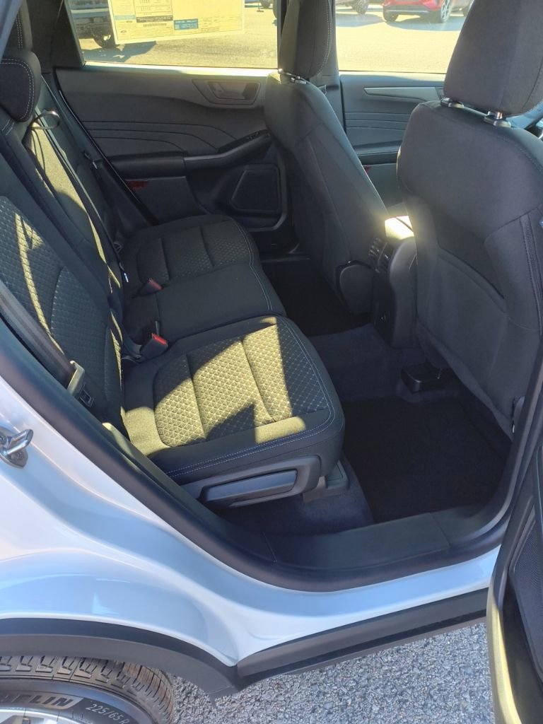 New 2026 Ford Escape Active w/ Cold Weather Package image 15
