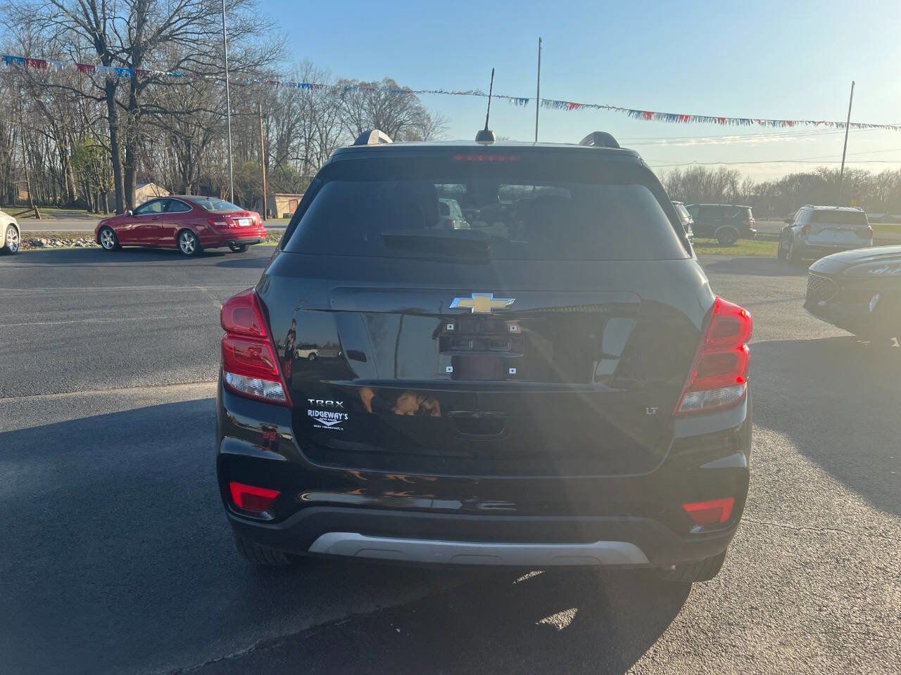 Used 2020 Chevrolet Trax LT w/ LT Convenience Package FWD image 4