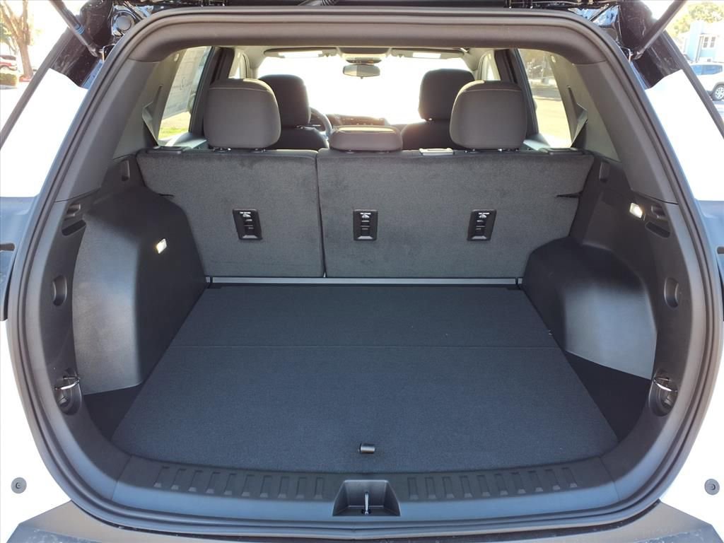 New 2026 Chevrolet Equinox LT image 11