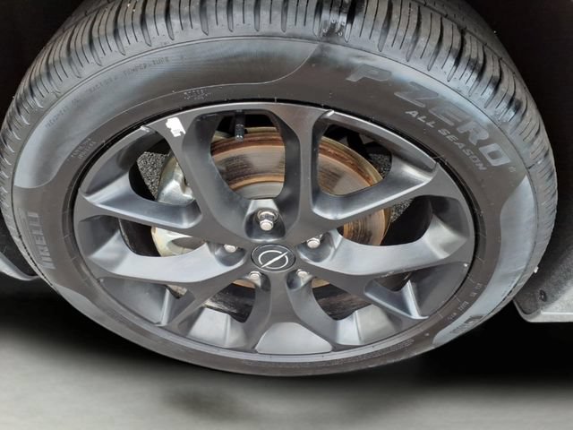 Used 2025 Chrysler Pacifica Limited FWD image 9
