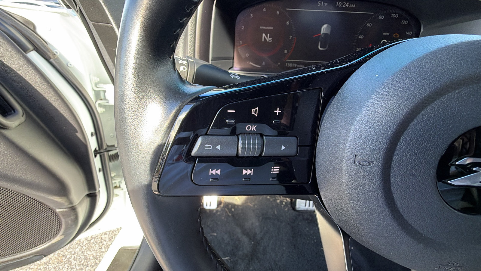 Used 2023 Nissan Z w/ Floor Mat Package (L93) RWD image 22