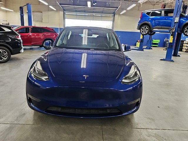 Used 2023 Tesla Model Y Performance AWD/4WD image 4