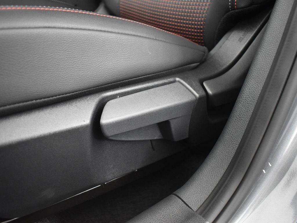 New 2026 Nissan Kicks SR w/ Cold Weather Package image 29