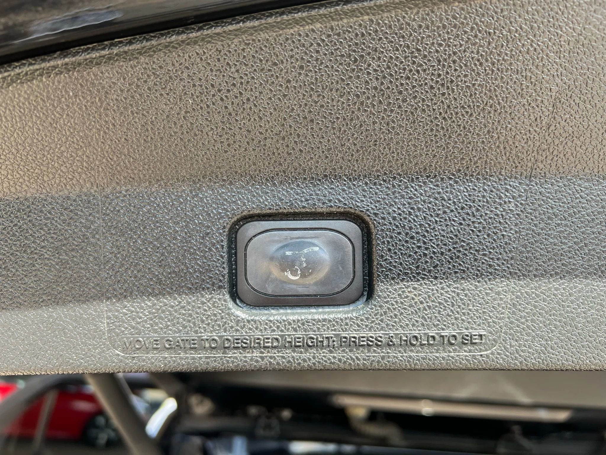 Used 2019 Ford Explorer Limited image 40