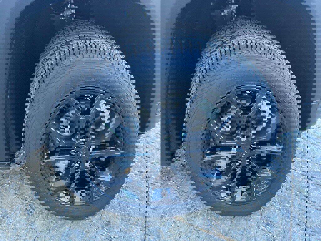 New 2025 Jeep Grand Cherokee Limited image 23