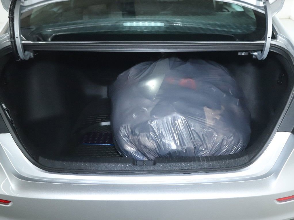 Used 2025 Honda Accord LX image 32