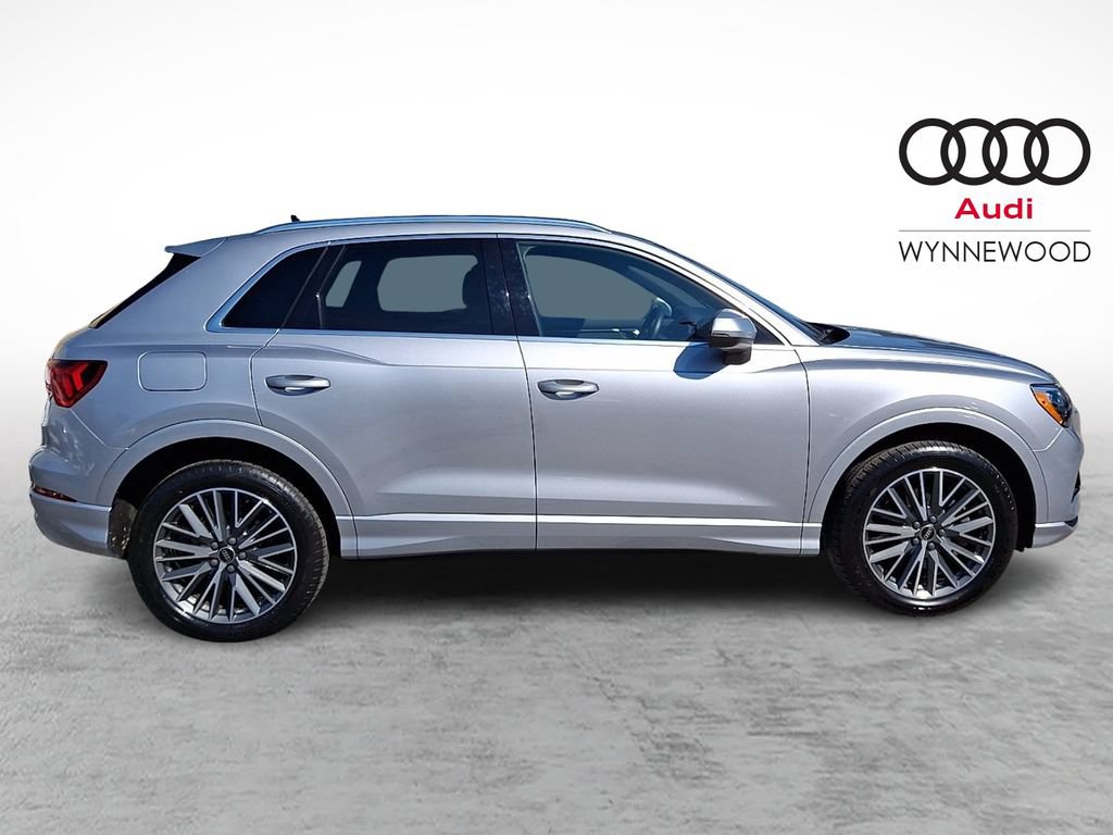 Certified 2022 Audi Q3 2.0T Premium AWD/4WD image 7