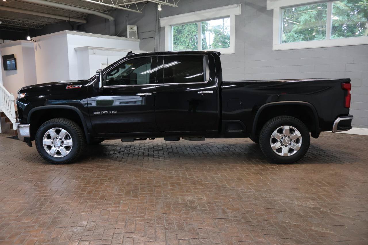 Used 2020 Chevrolet Silverado 2500 LTZ w/ LTZ Convenience Package AWD/4WD image 4