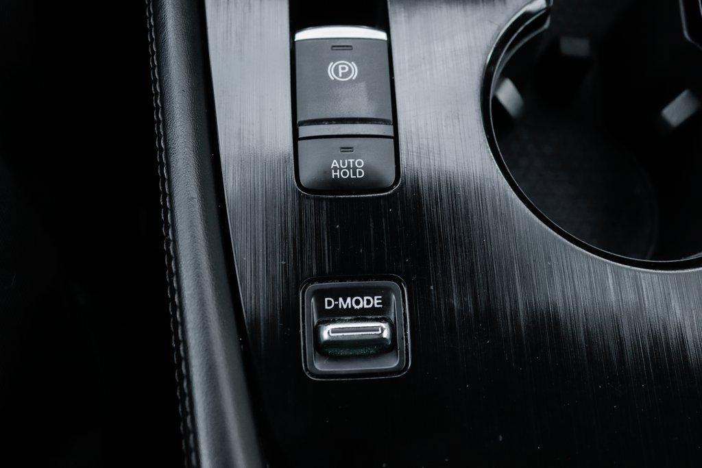 Used 2021 Nissan Rogue SL image 35