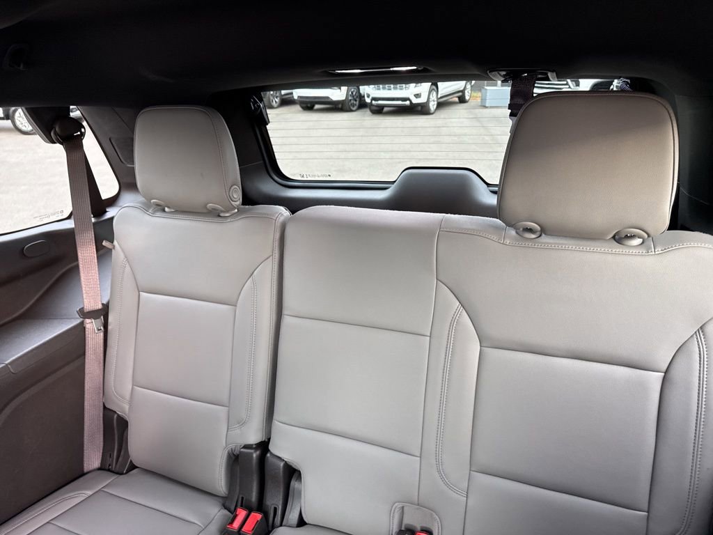 Used 2021 Chevrolet Tahoe Z71 w/ Z71 Signature Package AWD/4WD image 14