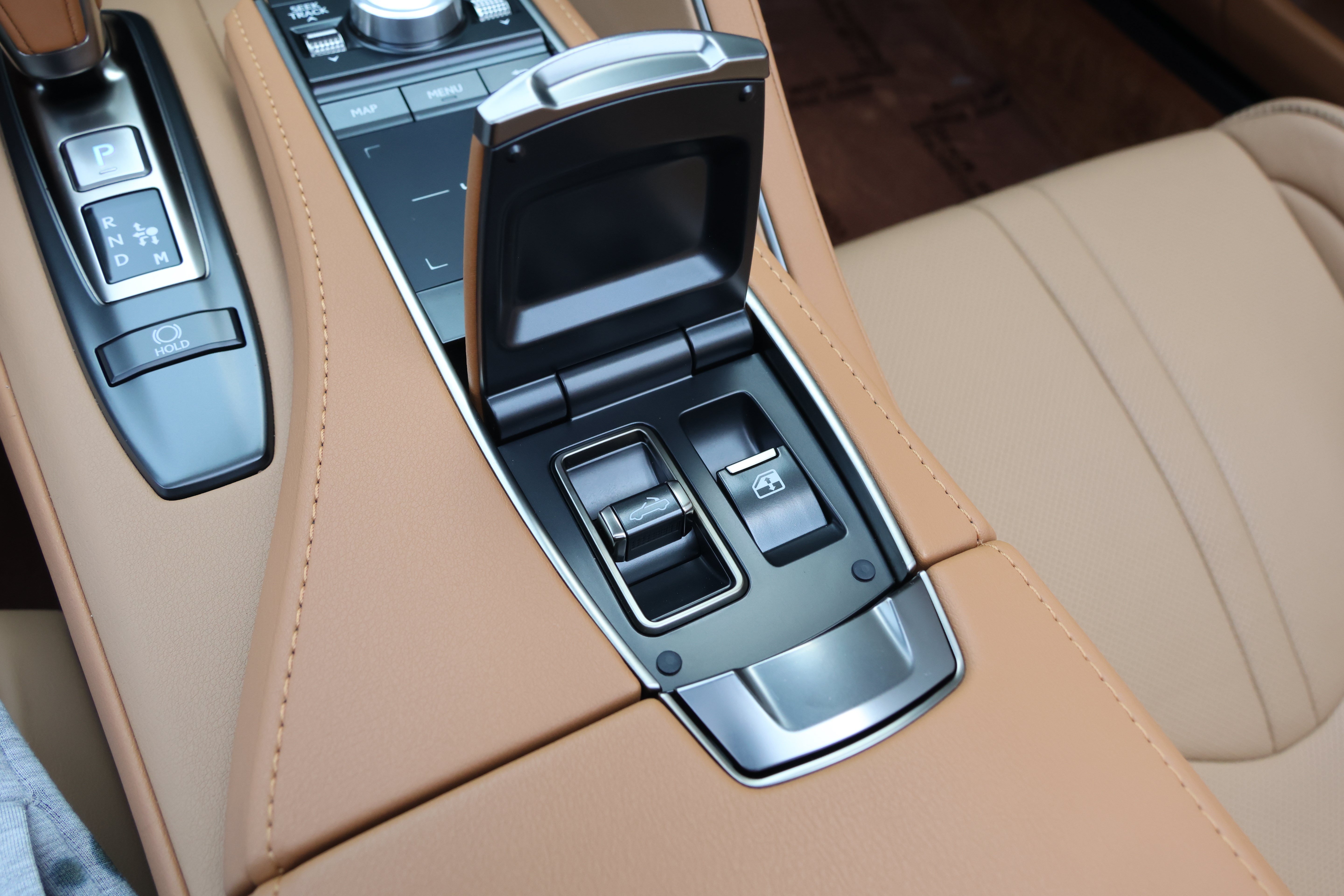 Used 2021 Lexus LC 500 Convertible w/ Touring Package RWD image 31