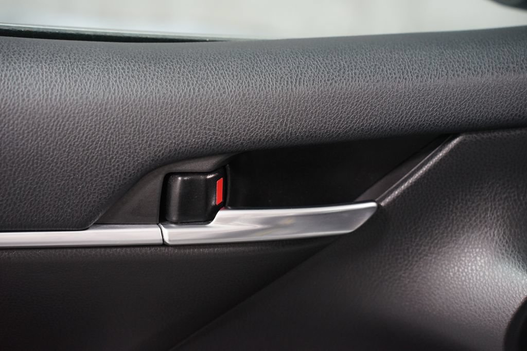 Certified 2023 Toyota Camry LE FWD image 29