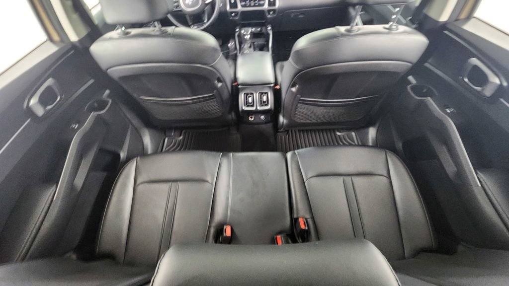 Used 2021 Kia Sorento S w/ Panoramic Sunroof Package FWD image 19