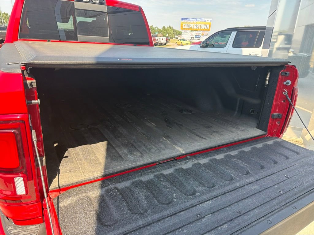 Used 2026 RAM 2500 Laramie AWD/4WD image 9