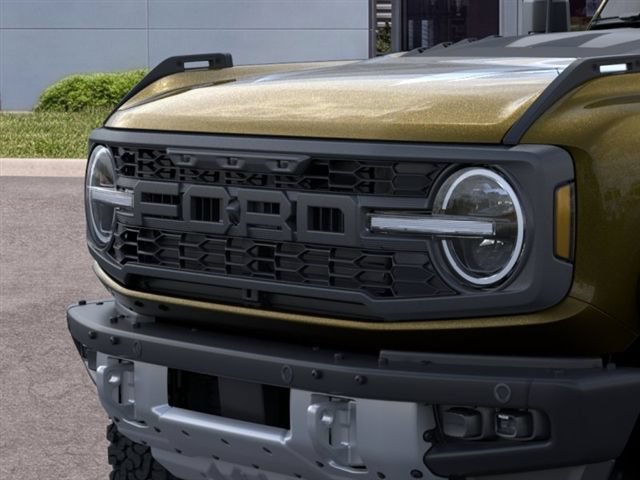 New 2026 Ford Bronco Raptor w/ Interior Carbon Fiber Pack AWD/4WD image 19