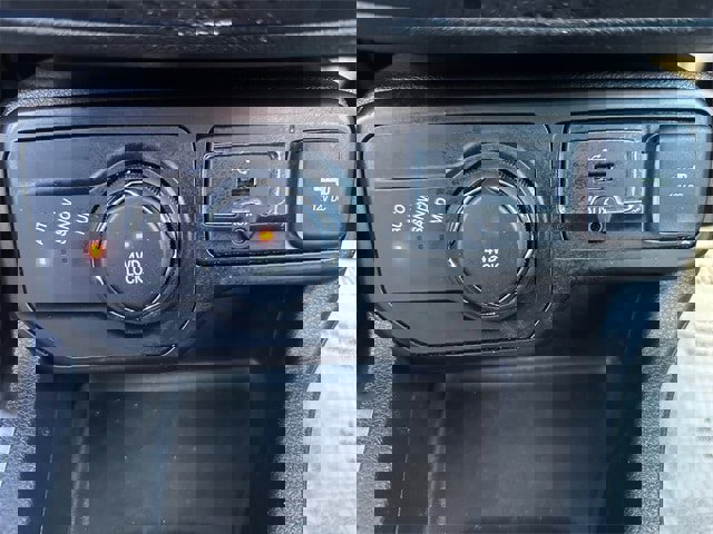 Used 2019 Jeep Renegade Latitude image 19