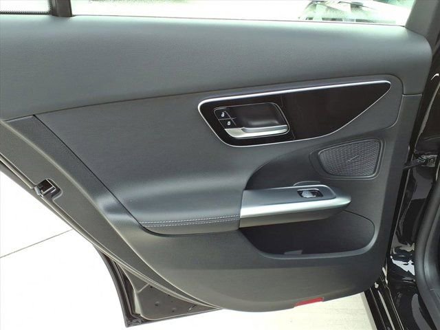 Used 2025 Mercedes-Benz C 300 4MATIC Sedan image 18