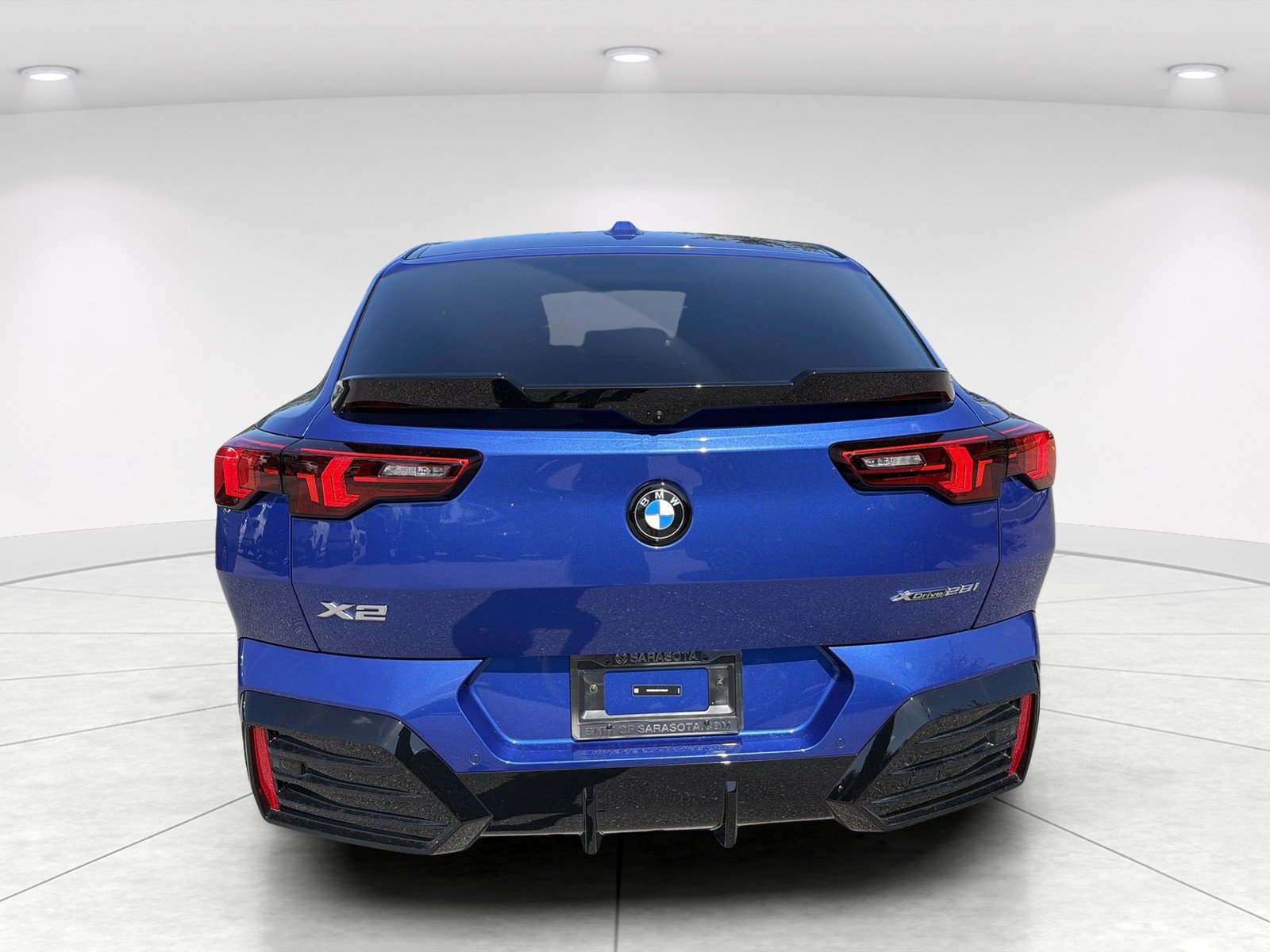 New 2027 BMW X2 xDrive28i w/ Technology Package AWD/4WD image 5