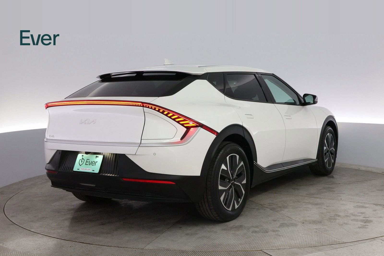 Used 2024 Kia EV6 Light image 12