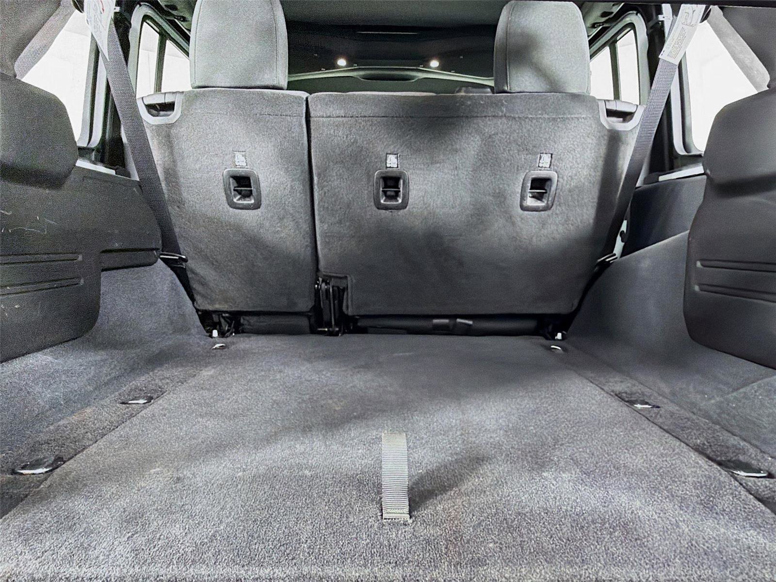 Used 2025 Jeep Wrangler Sport image 24