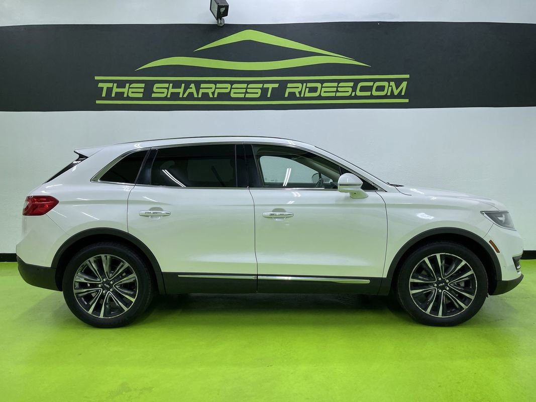Used 2016 Lincoln MKX Reserve w/ Technology Package image 11