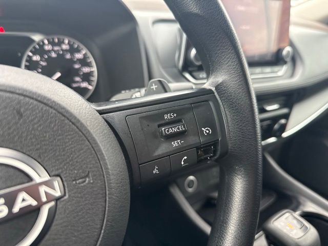 Used 2023 Nissan Rogue S image 26